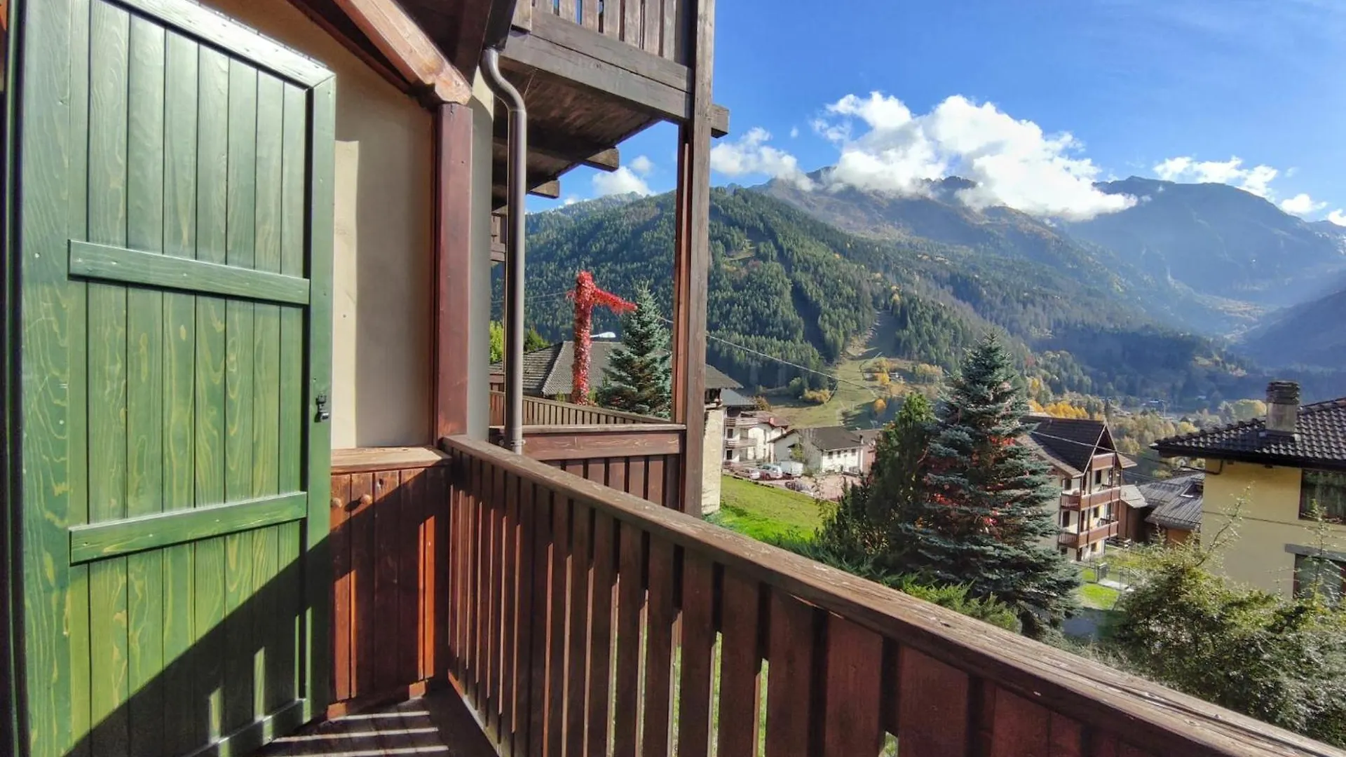 Rifugio Di Luce Con Garage E Fermata Skibus - A 3 Minuti Dalle Piste Тему 0*,  Италия